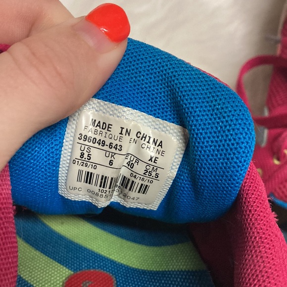 GOOD IUC Nike tennis shoes - Picture 4 of 4